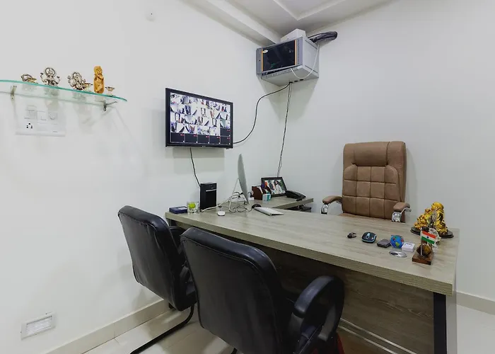 Super Hotel O Qualia Inn Kondapur Near Botanical Garden