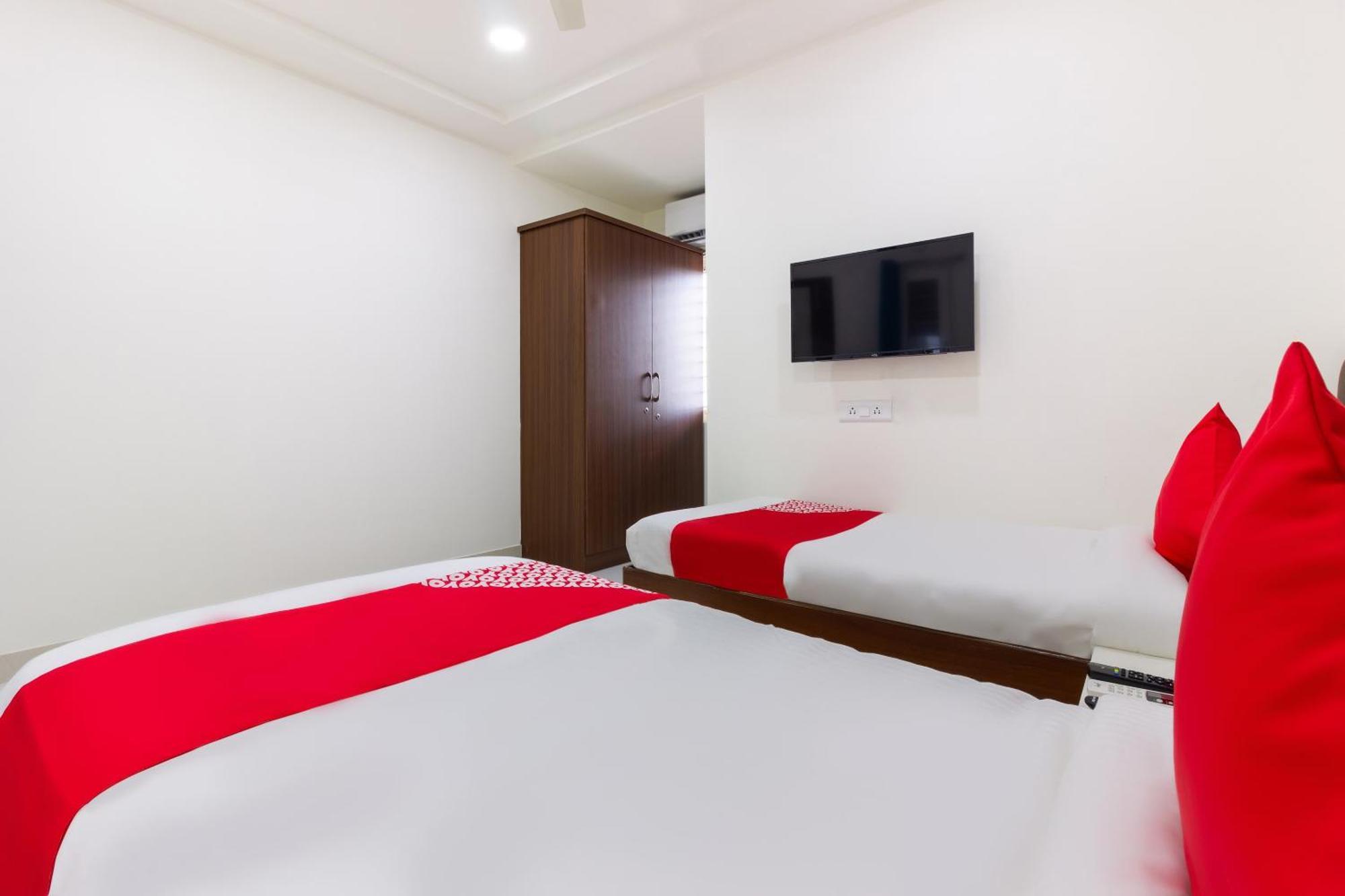 Super O Qualia Kondapur Near Botanical Garden 3*